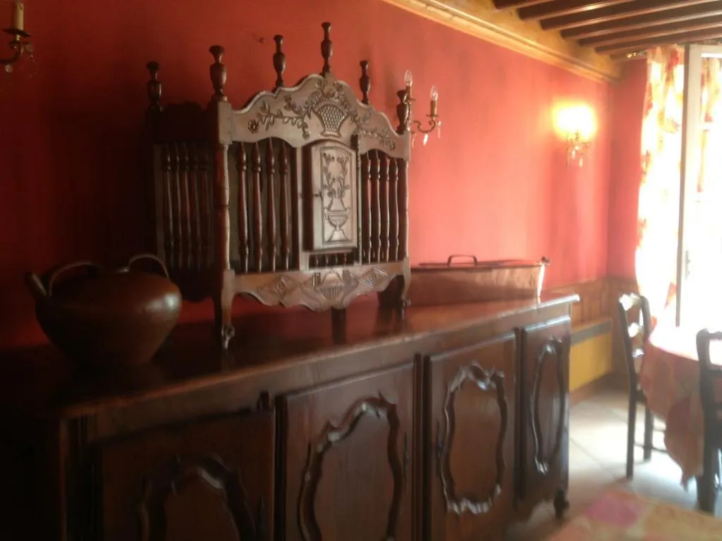 ** Hotel Hostellerie De La Poste Oust France