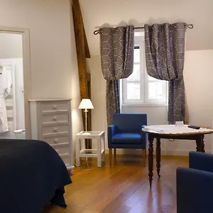 Hotel Le Vieux Pont, Belcastel (Aveyron)
